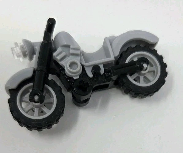 LEGO Marvel X-Men 6866 Wolverine's Chopper Showdown w/Manual - Image 4 of 4