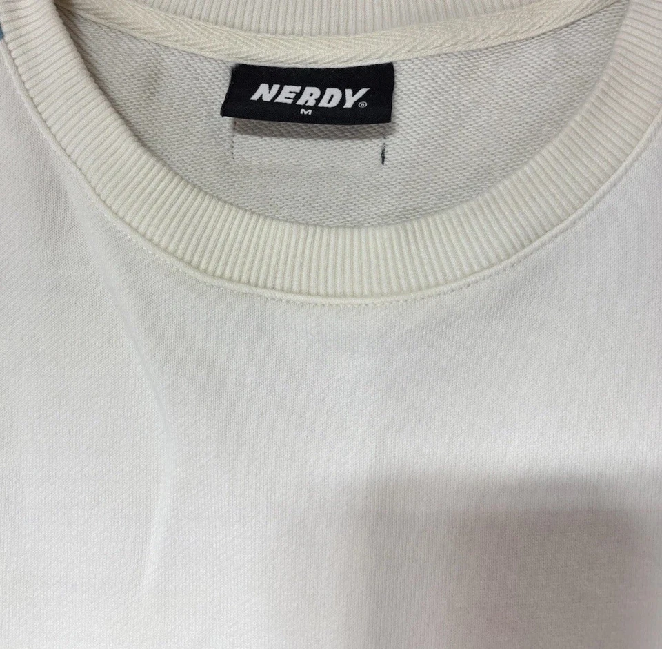 Ropa de calle funky grunge talla mediana cuello redondo manga cinta logotipo NERDY Foto 4 de 4