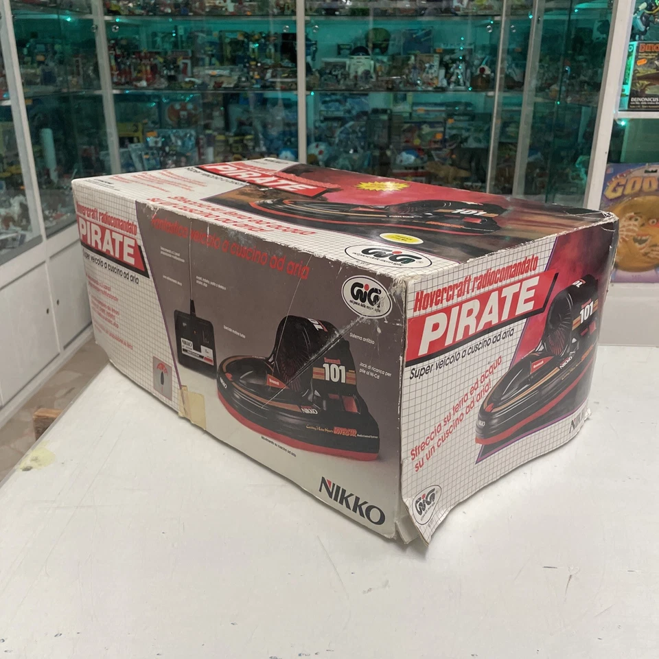 GIG NIKKO Hovercraft Radiocomandato PIRATE Come NUOVA!! - Immagine 2 di 4