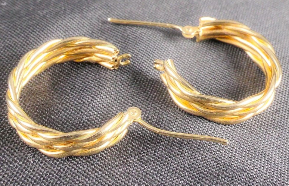 Solid 14K Yellow Gold Triple Twisted Rope 18mm Huggie Hoop Earrings 1.