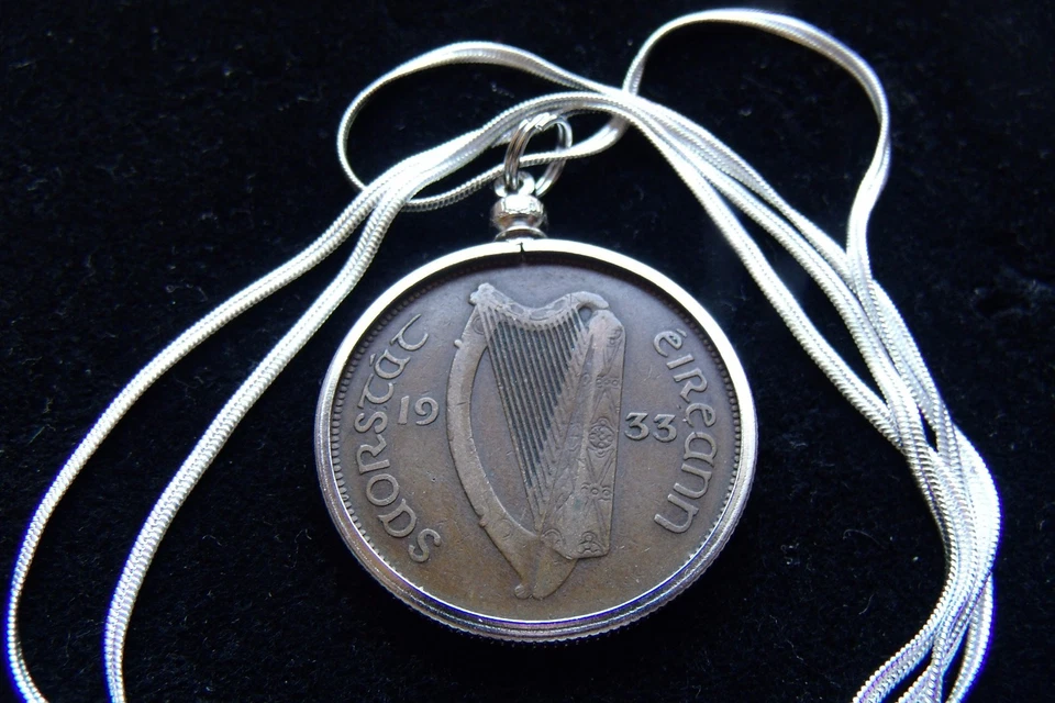 1933 Antique IRISH Harp, Pingin Coin Pendant on a 26" .925 Silver Snake Neckace - Image 3 of 4