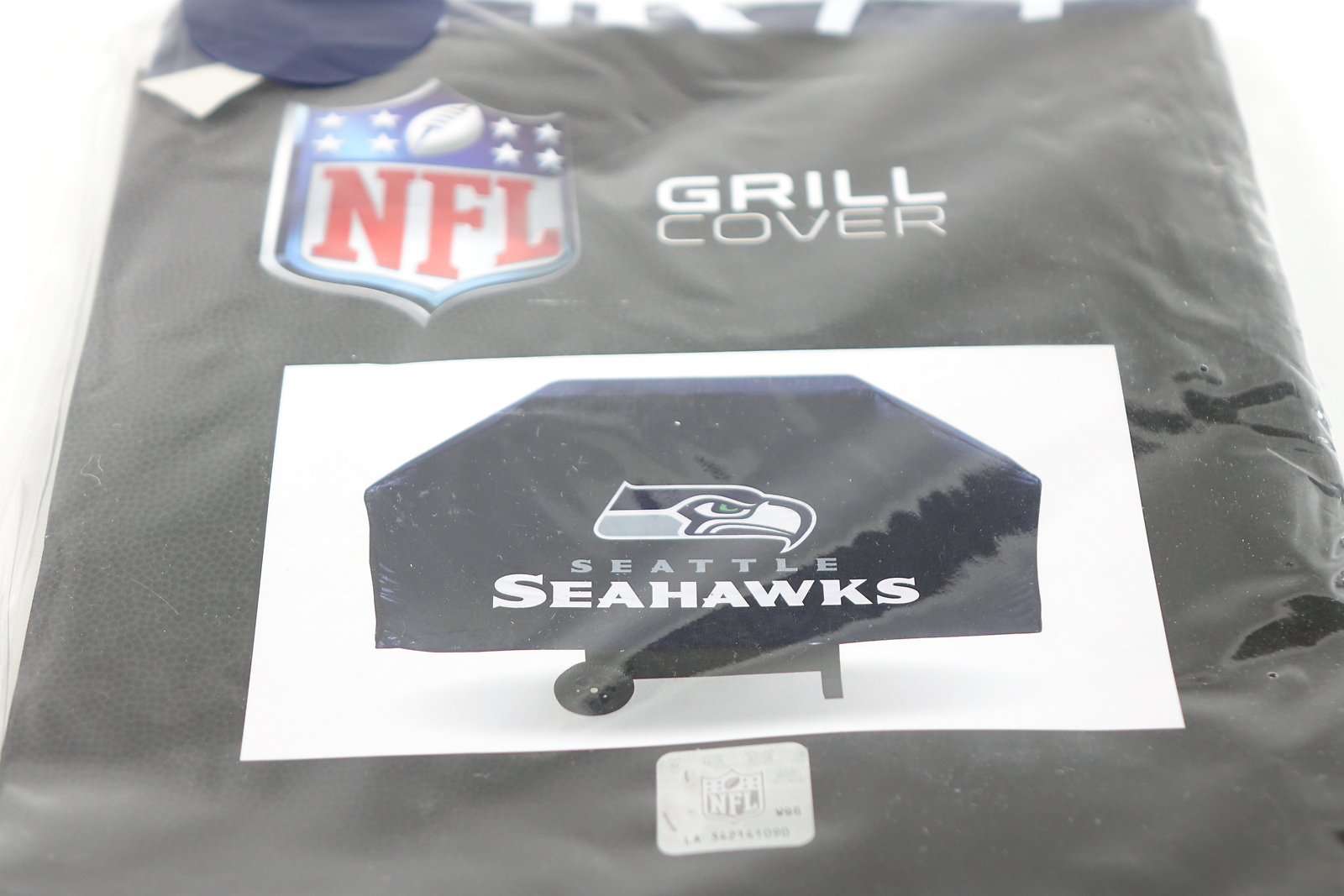 NFL Vinyl Grill Cover, Seattle Seahawks, Team Color,68 x 21 x 35inches