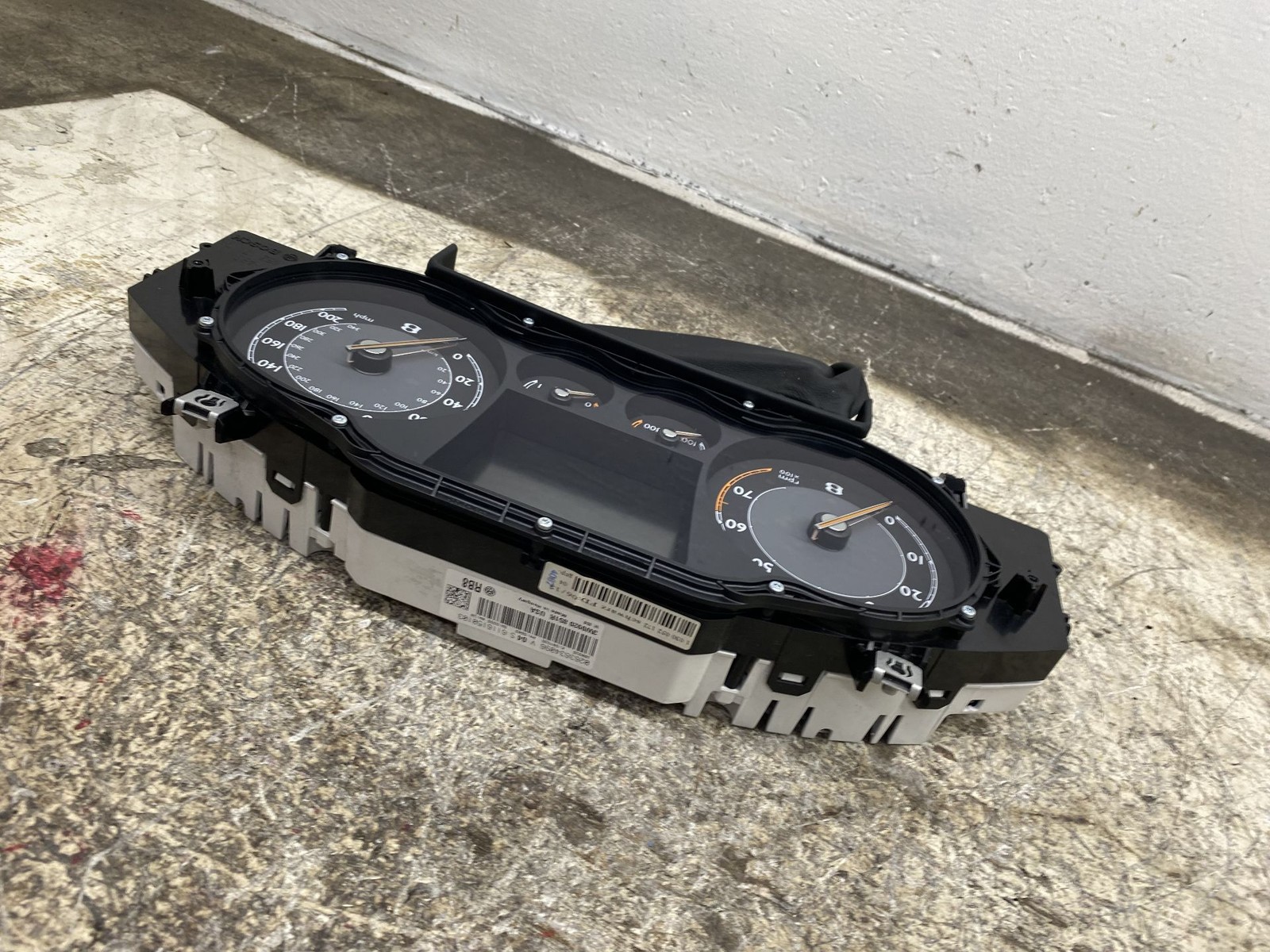 2013-2019 BENTLEY FLYING SPUR OEM SPEEDOMETER INSTRUMENT CLUSTER 3W0920851R