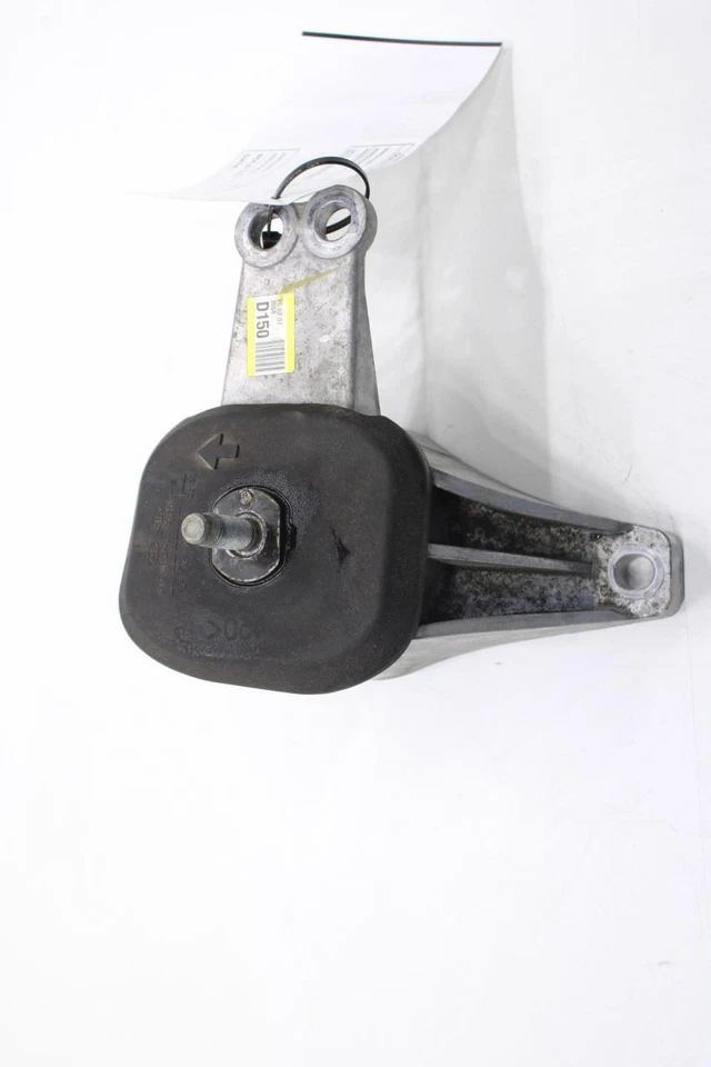 2020-2023 Hyundai Sonata SE 2.5L FWD Front Engine Mount Bracket 21824-L1100 OEM - Image 3 of 4