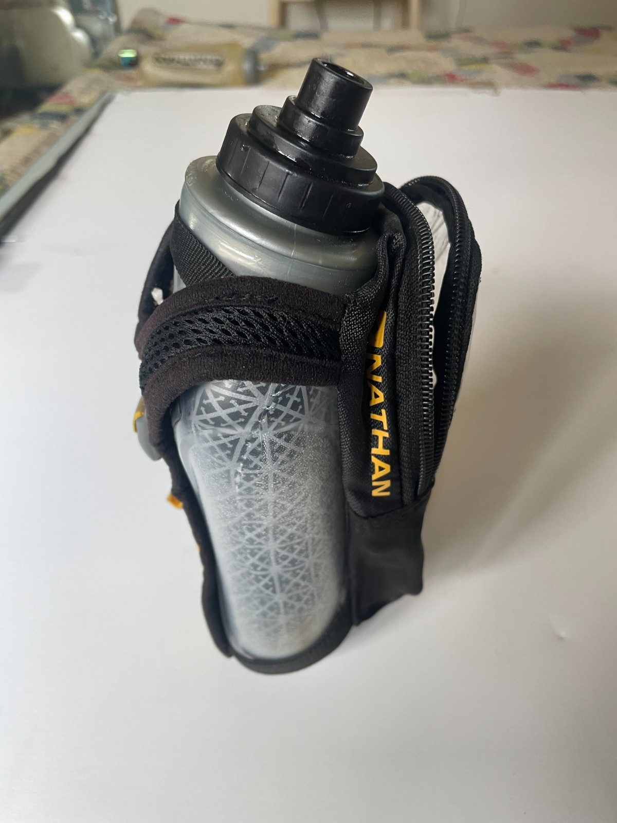 Handheld Grip-free Speedview Plus Insulated 18oz Flask W/cas