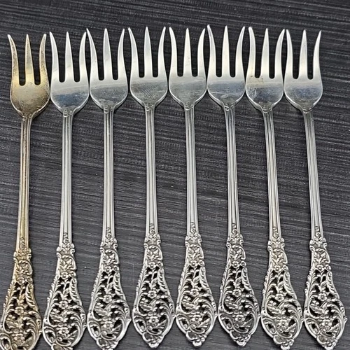 Reed & Barton Florentine Lace Sterling Silver Appetizer Small Forks — 8 pcs