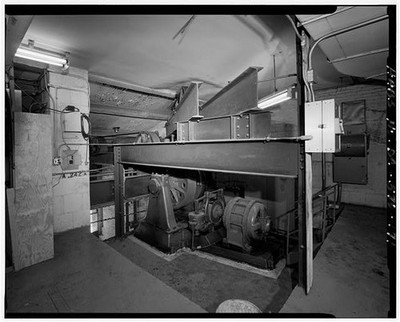 Photo:Washington DC City Post Office 1900s Truck Elevator Machinery