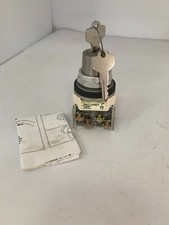 ALLEN BRADLEY 800T-J43KE7B SELECTOR SWITCH 3-POS KEYED 2NO/2NC SERIES T NNB