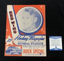 Leio Reise Signed Detroit Red Wings 1940's Olympia Game Program Beckett COA