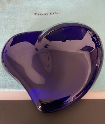 Tiffany & Co Elsa Peretti Cobalt Blue Crystal Heart Paperweight 3