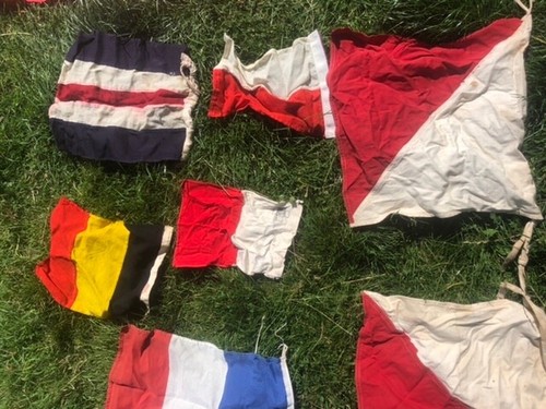 Vintage foreign country flags etc, c 1930/90 - Picture 3 of 4