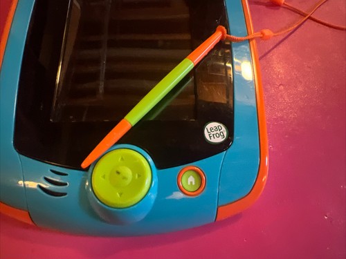 LeapFrog Blue/Orange LeapPad 2 GLO | Tested, Factory Reset | Stylus included - Picture 9 of 11