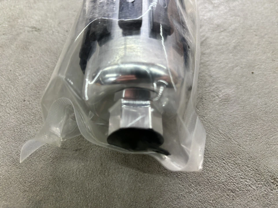 Bomba de combustible eléctrica Porsche 911 Bosch 69466 Foto 4 de 4