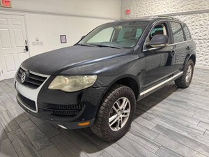 2008 Volkswagen Touareg 2 VR6 FSI AWD 4dr SUV