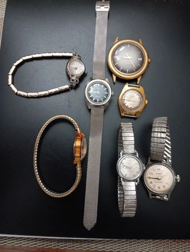 Lot of 7 Vintage Timex Watches for Parts or Repair Dynabeat Electric 17 Jewels