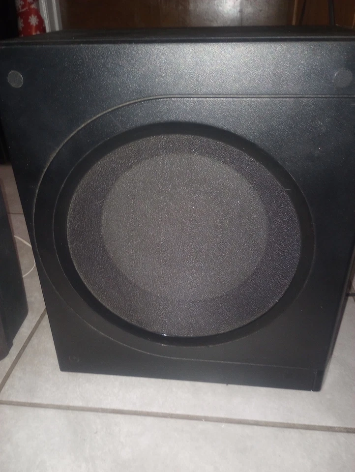 Altavoces de sonido envolvente Panasonic con subwoofer. Probado y funcionando sin control remoto Foto 4 de 4