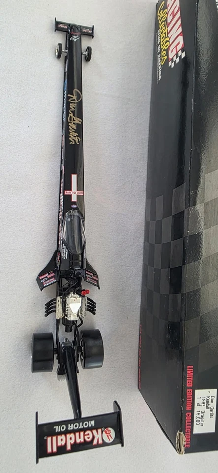 Don Garlits 1992 Kendall escala 1:24 *Autografiado* Foto 2 de 4