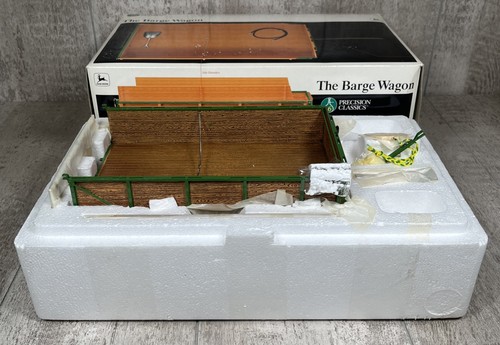 1/16 Ertl Precision Classics #16 John Deere Barge Wagon DieCast mit Box - Bild 6 von 7