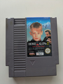 Home Alone 2 (Nintendo NES) *NO MANUAL*
