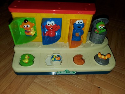 sesame street singing pop up pals