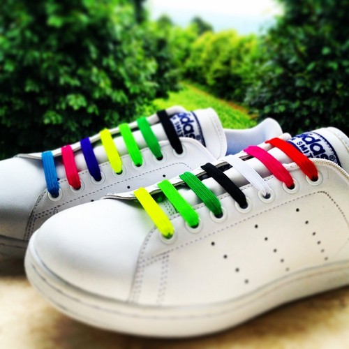 Mini Lacci colorati per personalizzare le tue scarpe. Confezione da 12  pezzi | eBay