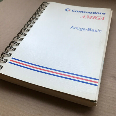 Commodore Amiga - ''Amiga Basic'' - Anleitung im Ringbuch von 1985 