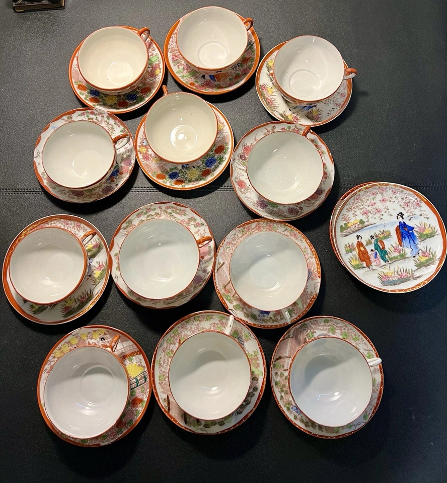 Kutani Vintage 1950s Hand Painted Geisha Eggshell Bone China 12 Cups 15 Saucers - Image 3 of 4