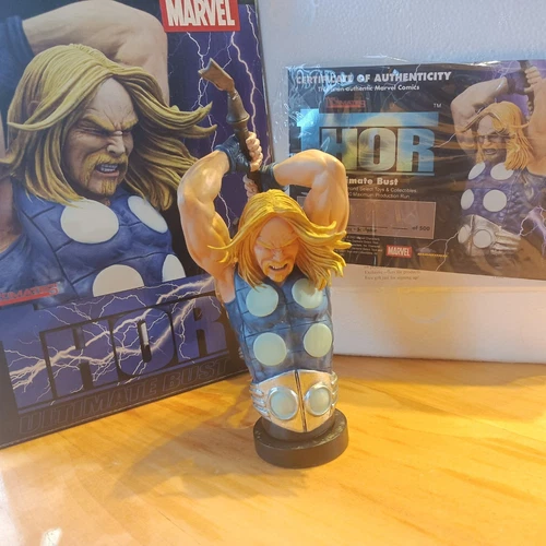 Marvel Ultimate Thor Mini Bust - Limited edition 500 Diamond Select 2003 