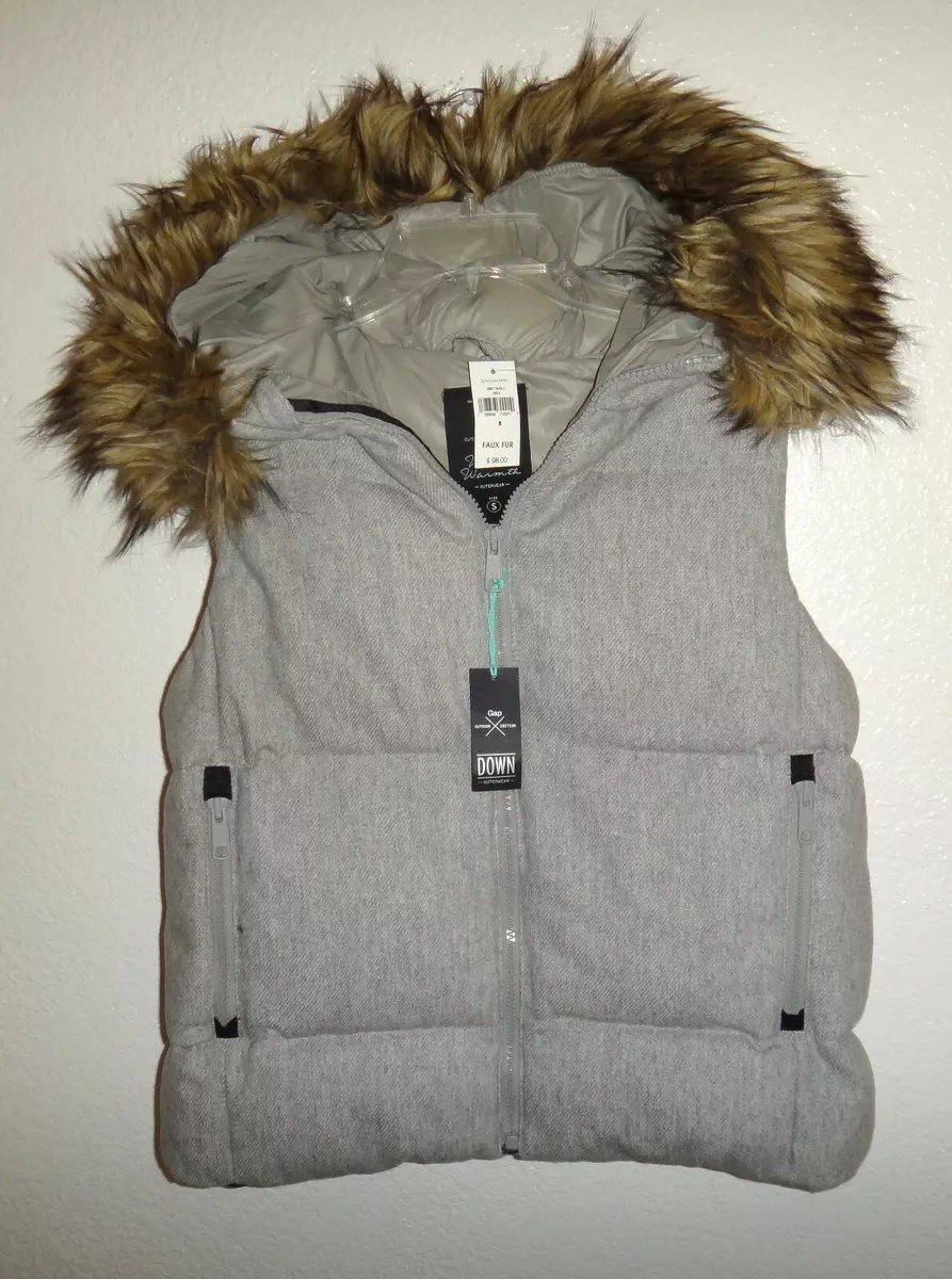 Gap ladies shop puffer coats