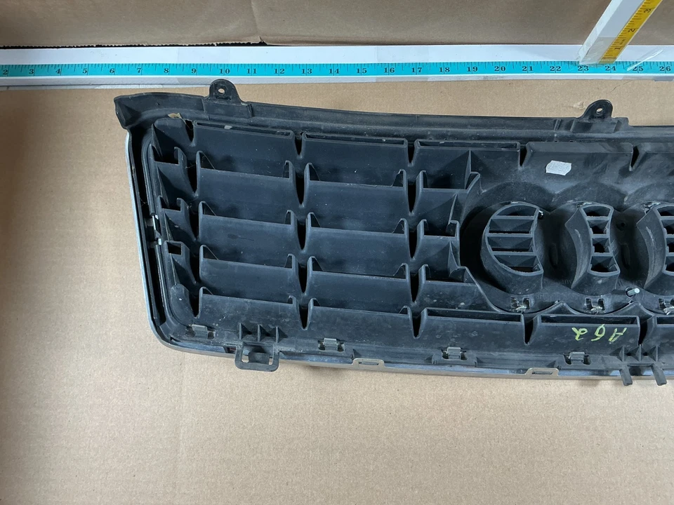 2004-2008年奥迪A4前保险杠格栅带镀铬麻烦组件原始设备制造商 — 第 4/4 张图片