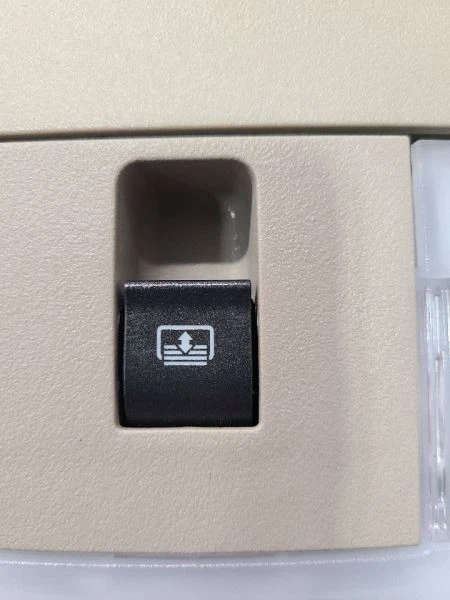 Tapa de consola de techo delantero LINCOLN MKT 10-12 vidrio fijo Foto 2 de 4