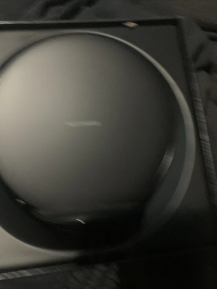 Samsung Wireless Charging Stand Fast Charge /Black EP-NG930 - Image 2 of 4