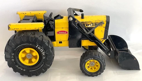 Vintage Tonka Mighty Diesel Front End Loader Tractor- XMB-975
