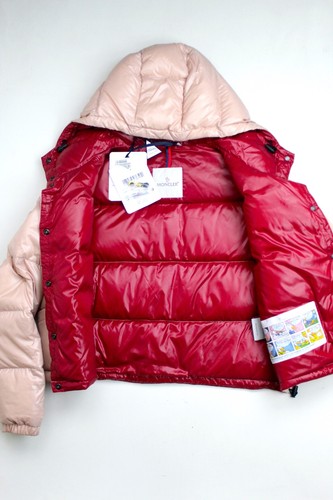 Moncler Womens Bardanette Short Down 