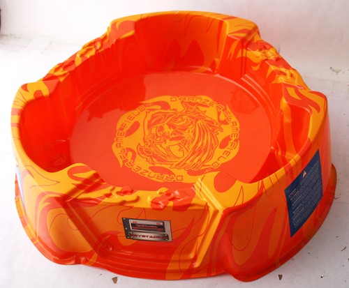 VERY RARE 2002 BEYBLADE STADIUM 