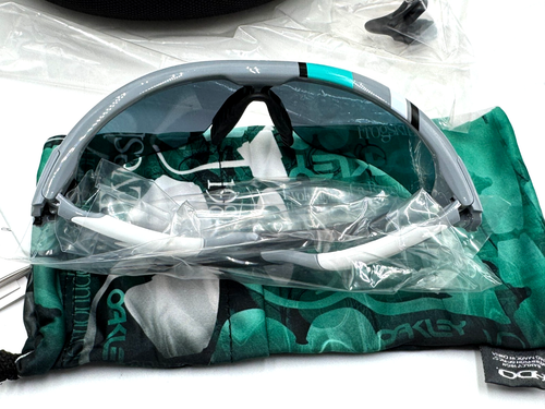 NUOVO Oakley 30 anni Radarlock Path Fog / +Red Iridium & Black Iridium OO9181-29 - Foto 6 di 18