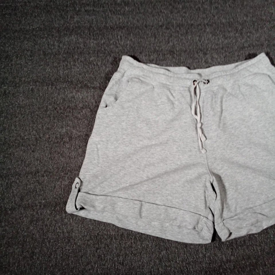 Moda Pantalones Cortos Bug Para Mujer Extra Grandes Gris Salón Causal Dobladillo Enrollado Cordón Foto 2 de 4