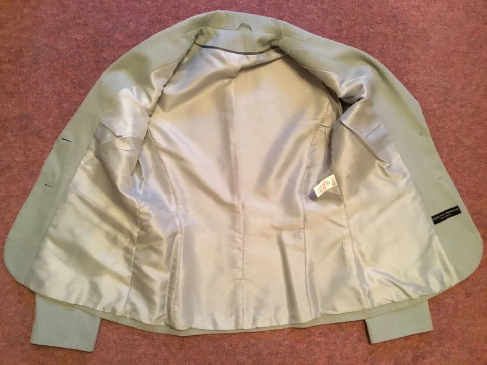 Ladies Grey Suit Dorothy Perkins Size 10 Jacket & Skirt Business Work Formal VGC - Image 4 of 4