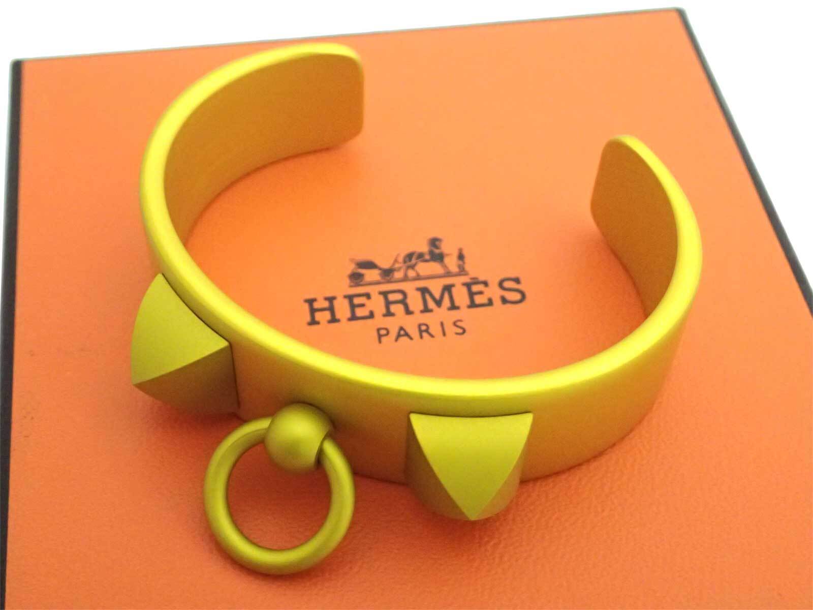 Auth HERMES Collier De Chien Bangle Bracelet Matt Yellow Goldtone Metal  e53912a