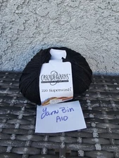 Cascade Yarns 220 Superwash 100 % Wool 100 Gram 3.5 oz 220 yards 815/10134 Black