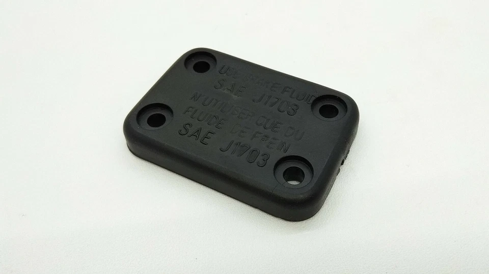 Tapa de cilindro maestro de freno delantero Honda ATC200 ATC250 Hawk 145 HX135 MB100 MB50  Foto 3 de 4