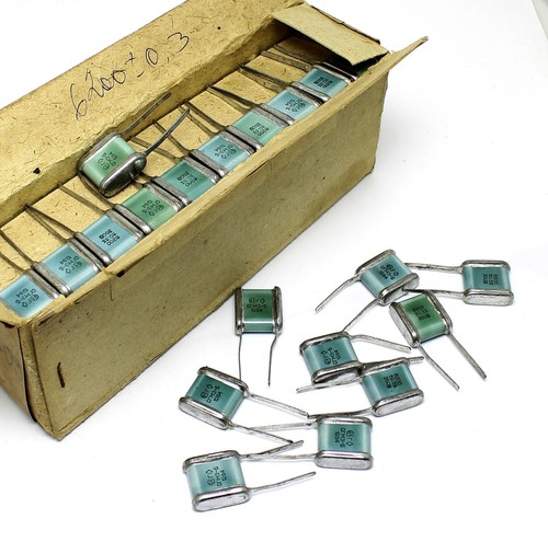 14pcs Silver Mica Capacitors 4300pF - 9900pF 350V SGM Various Capacitance USSR - Picture 1 of 45