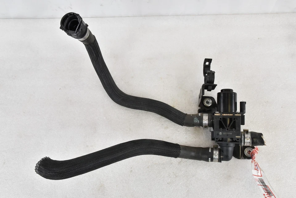 🚀 ALFA ROMEO GIULIA 2.0L ENGINE WATER HEATER VALVE UNIT & PIPE HOSE OEM 2017-19 — 第 2/4 张图片