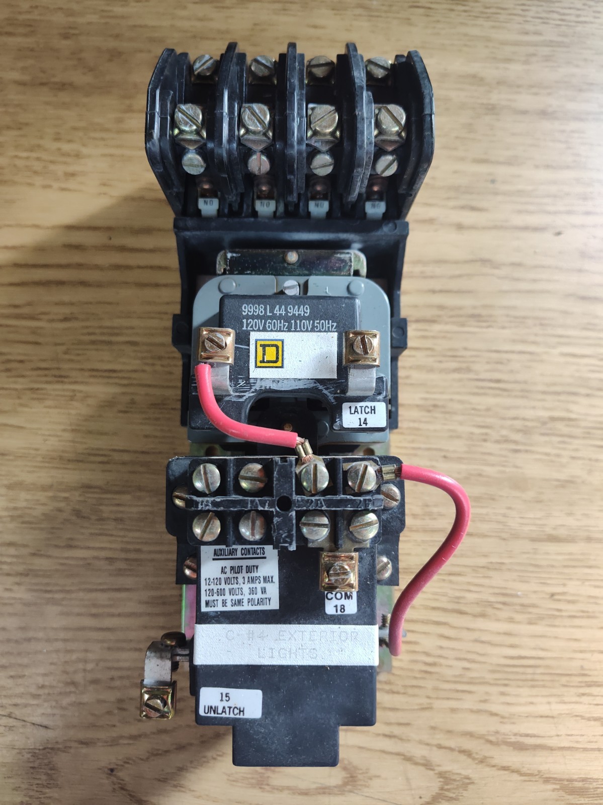 Square D 8903LXO40V02 Lighting Contactor