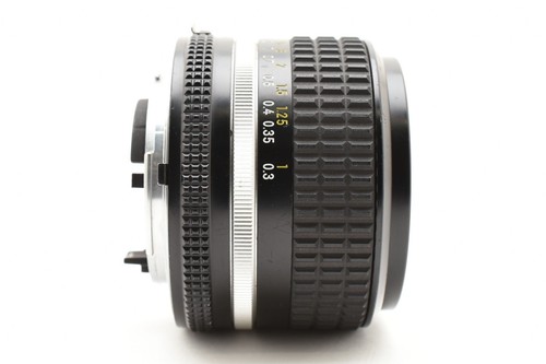Nikon Ai-s Nikkor AiS 24mm F2.8 MF Wide Angle Prime lens B 2527013 - Picture 9 of 14