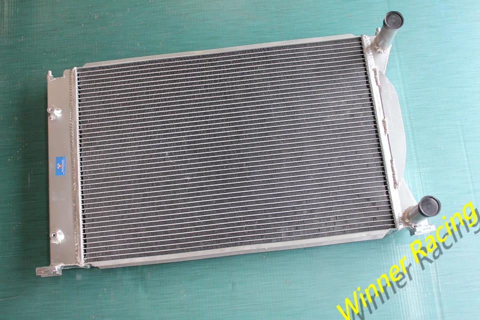 АЛЮМИНИЕВЫЙ РАДИАТОР для AUDI A4/S4 B6/B7 1,6/1,8/2,0 2000-08; сиденье Exeo 2.0 2011 - Изображение 2 из 4