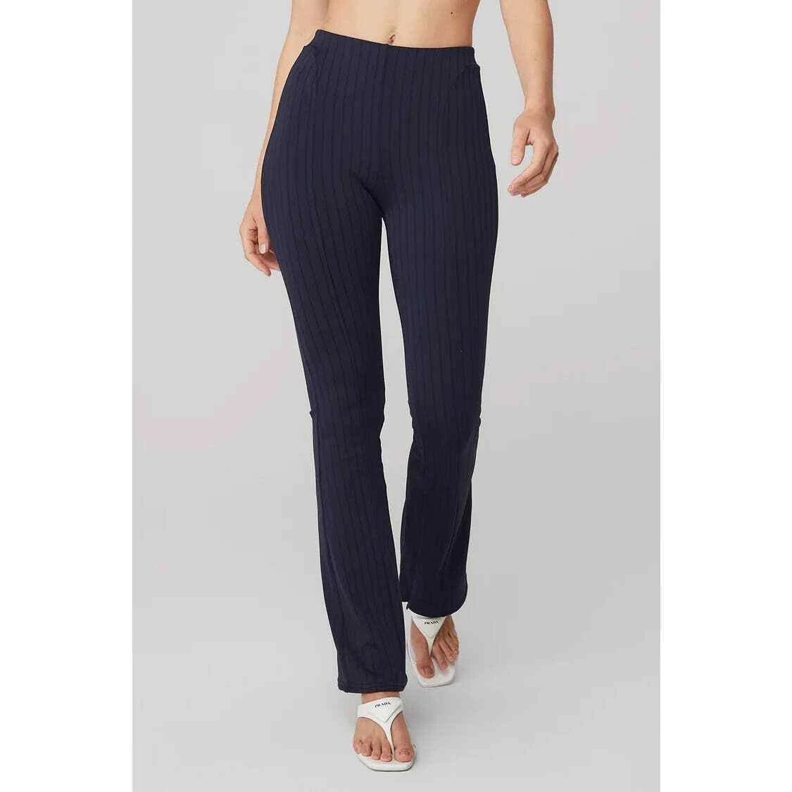 High-Waist Pinstripe Zip It Flare Legging - Espresso/Black