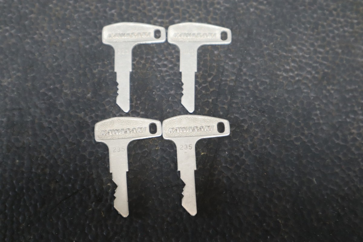 KAWASAKI KEY LOT 235/323 | eBay