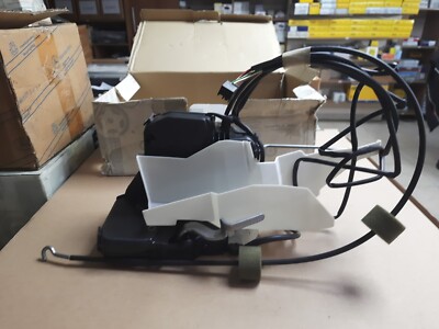 A1717202535 MERCEDES BENZ SLK R171 FRONT LEFT DOOR LOCK LHD NEW