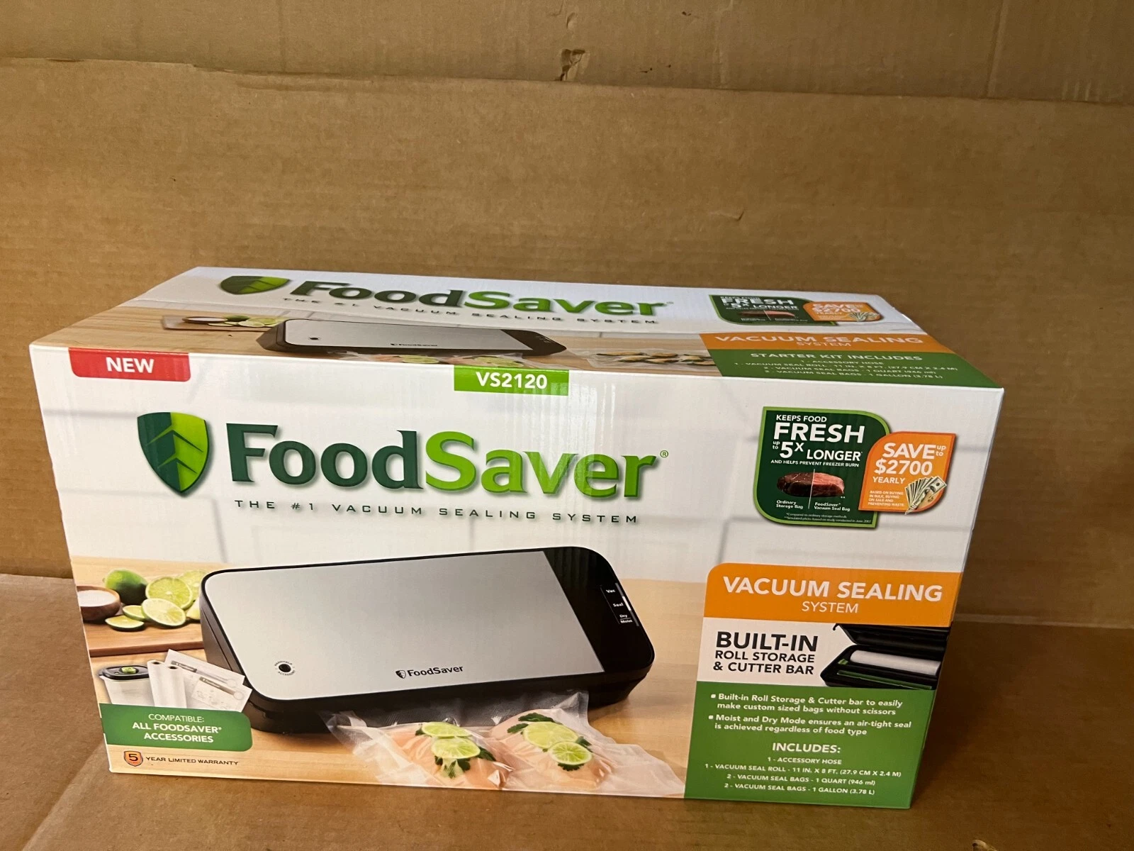 FoodSaver Vacuum Sealer System Moist & Dry Mode Built In Roll Storage VS2120 NEW